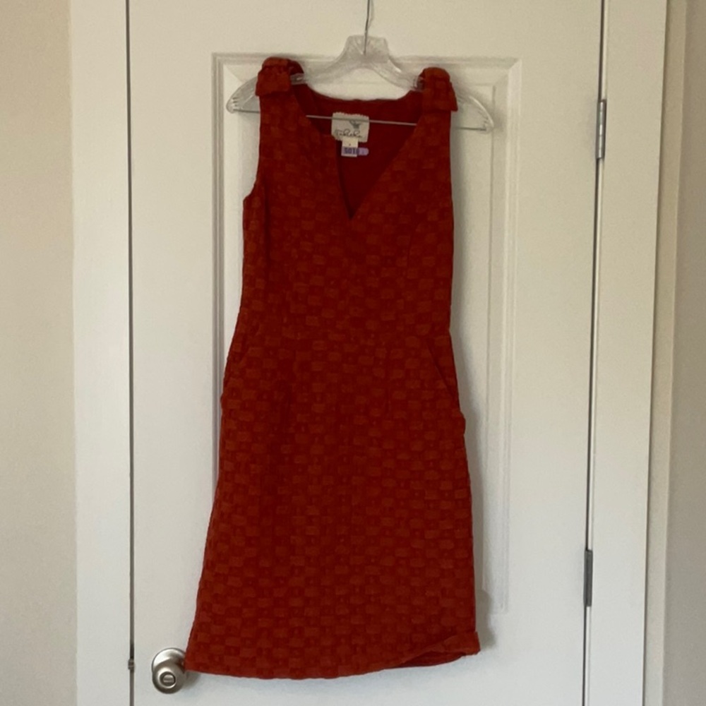 Elegant Orange Sleeveless Dress